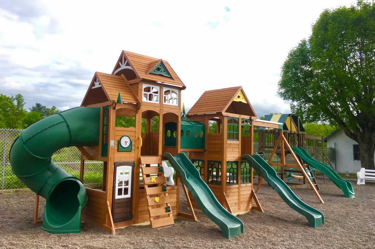 Lukans Farm 3*
